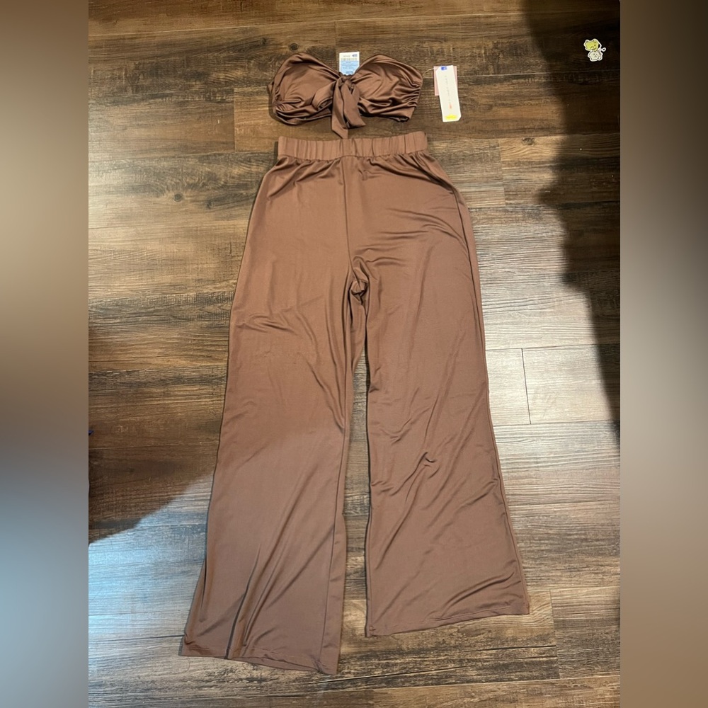 Brown pants set